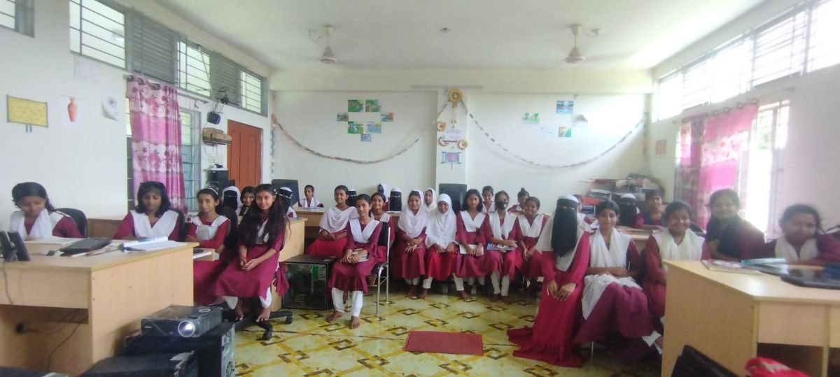 কম্পিউটার ল্যাব